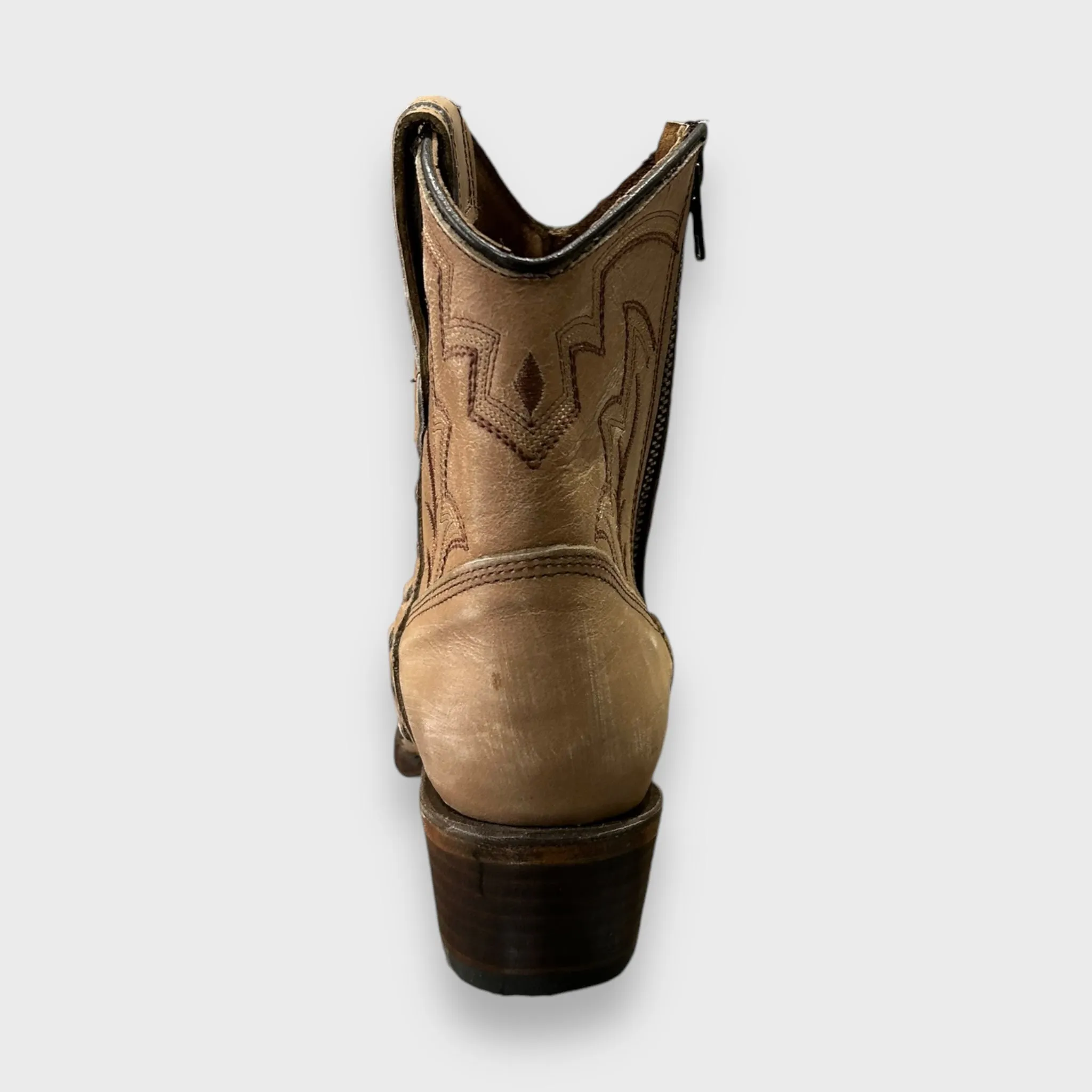 Circle G by Corral Ladies Western Ankle Boots in Sand L6098