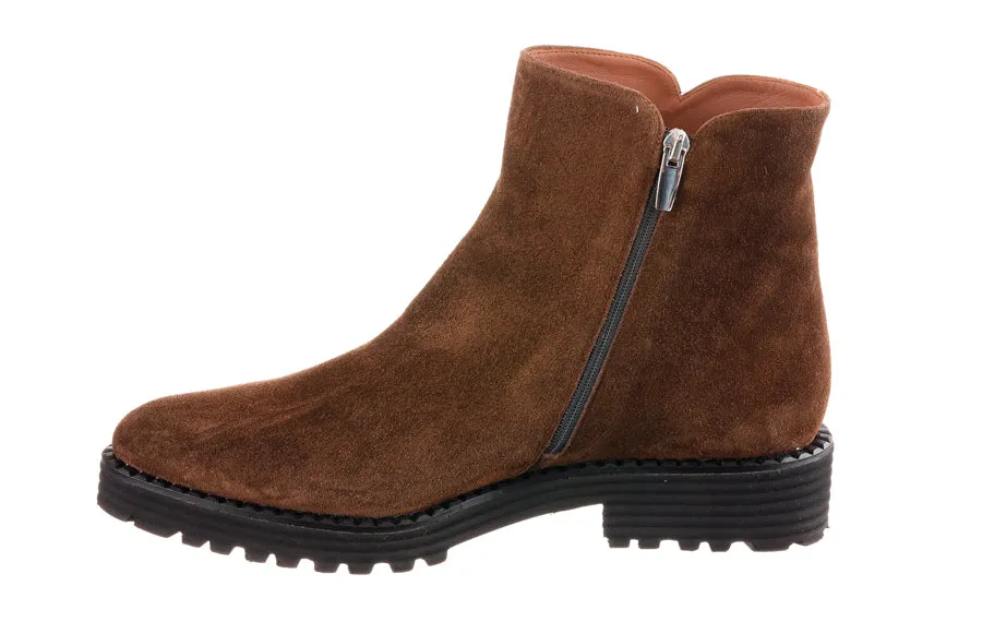 Eva Simple Brown