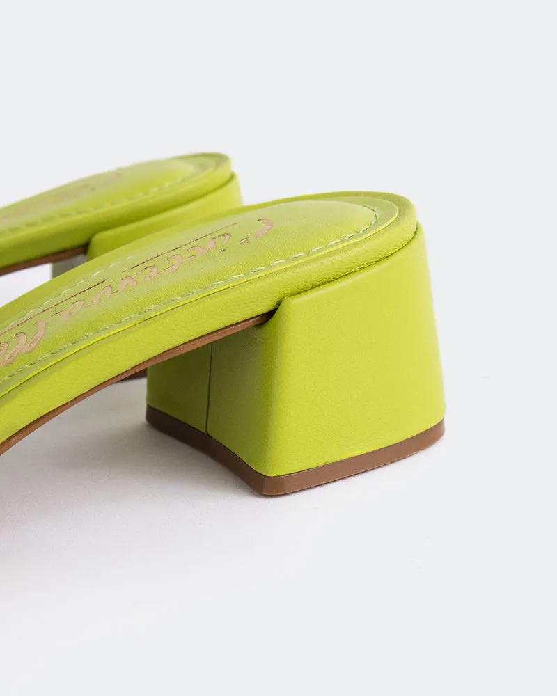 Fortunata Light Green Leather