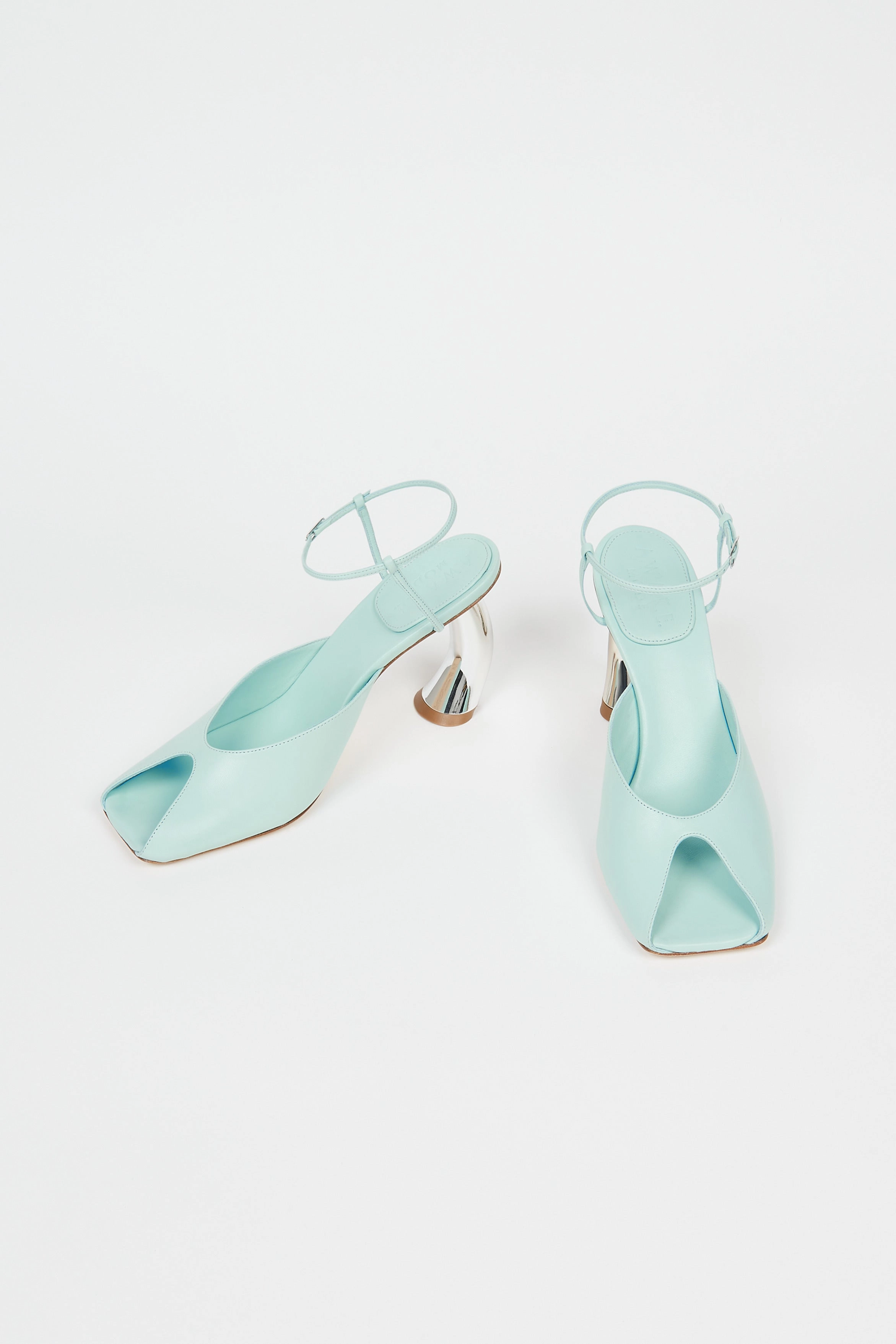 Giustine Turquoise
