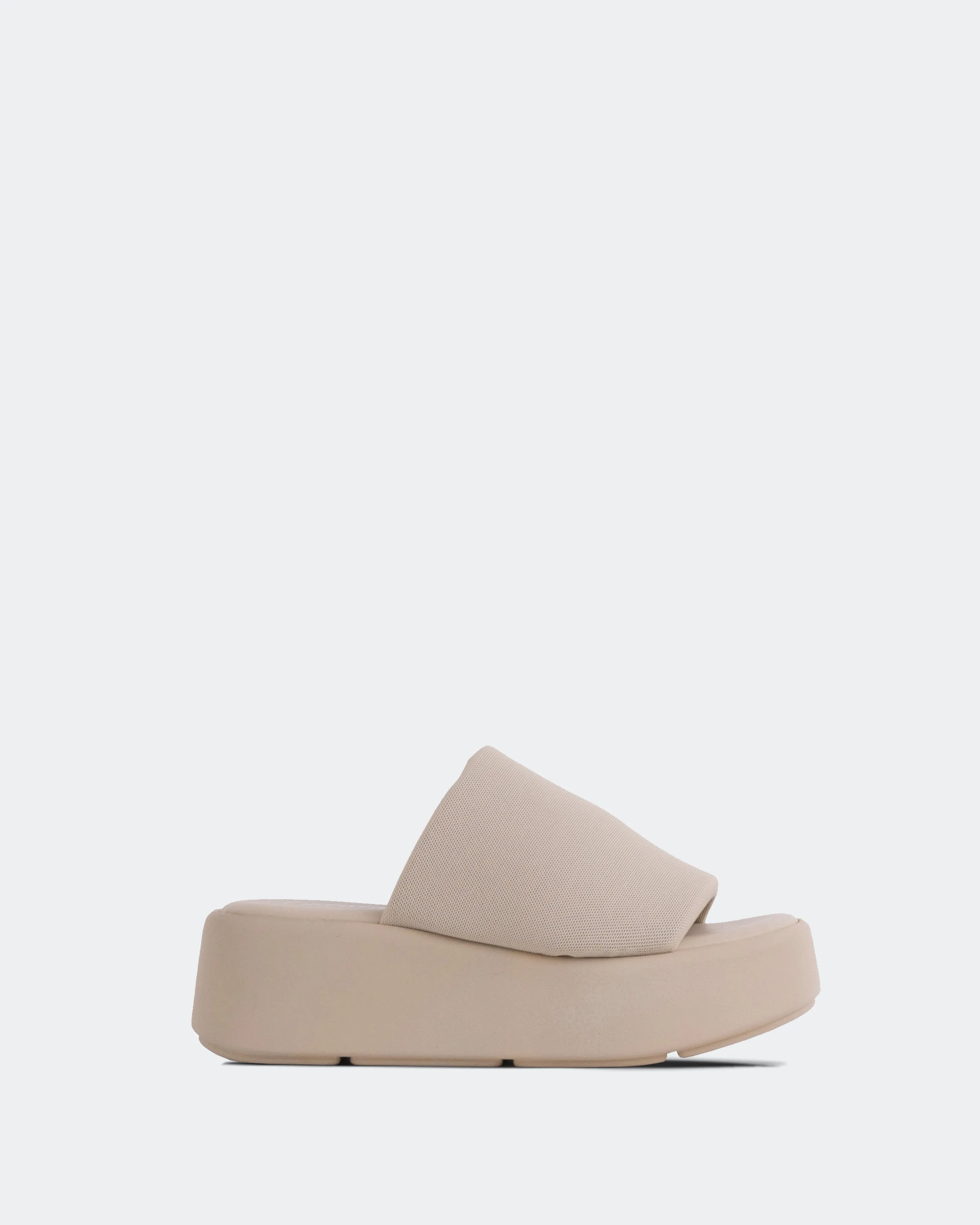 Harlow Cream Puff