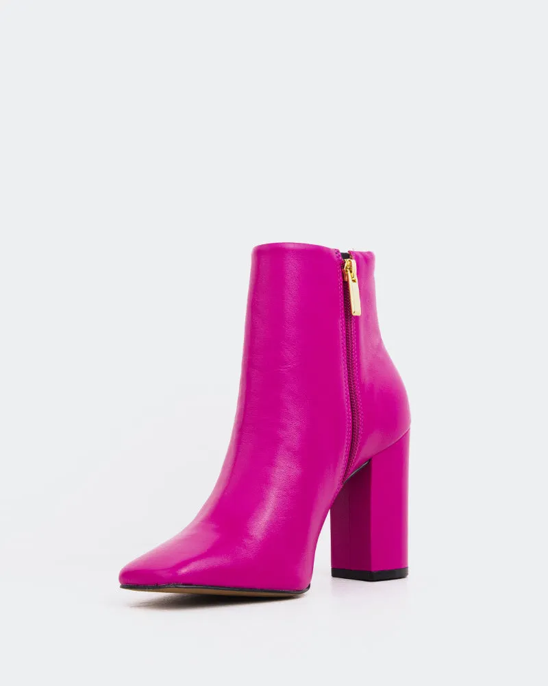 Nesrine Fuschia Leather