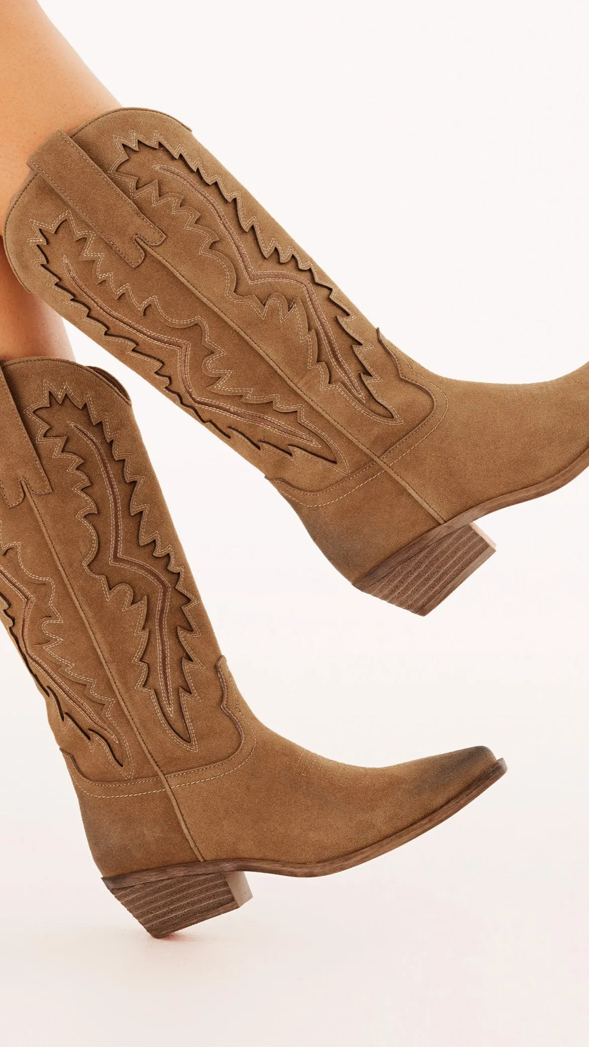 Olea Boots - Tan Suede