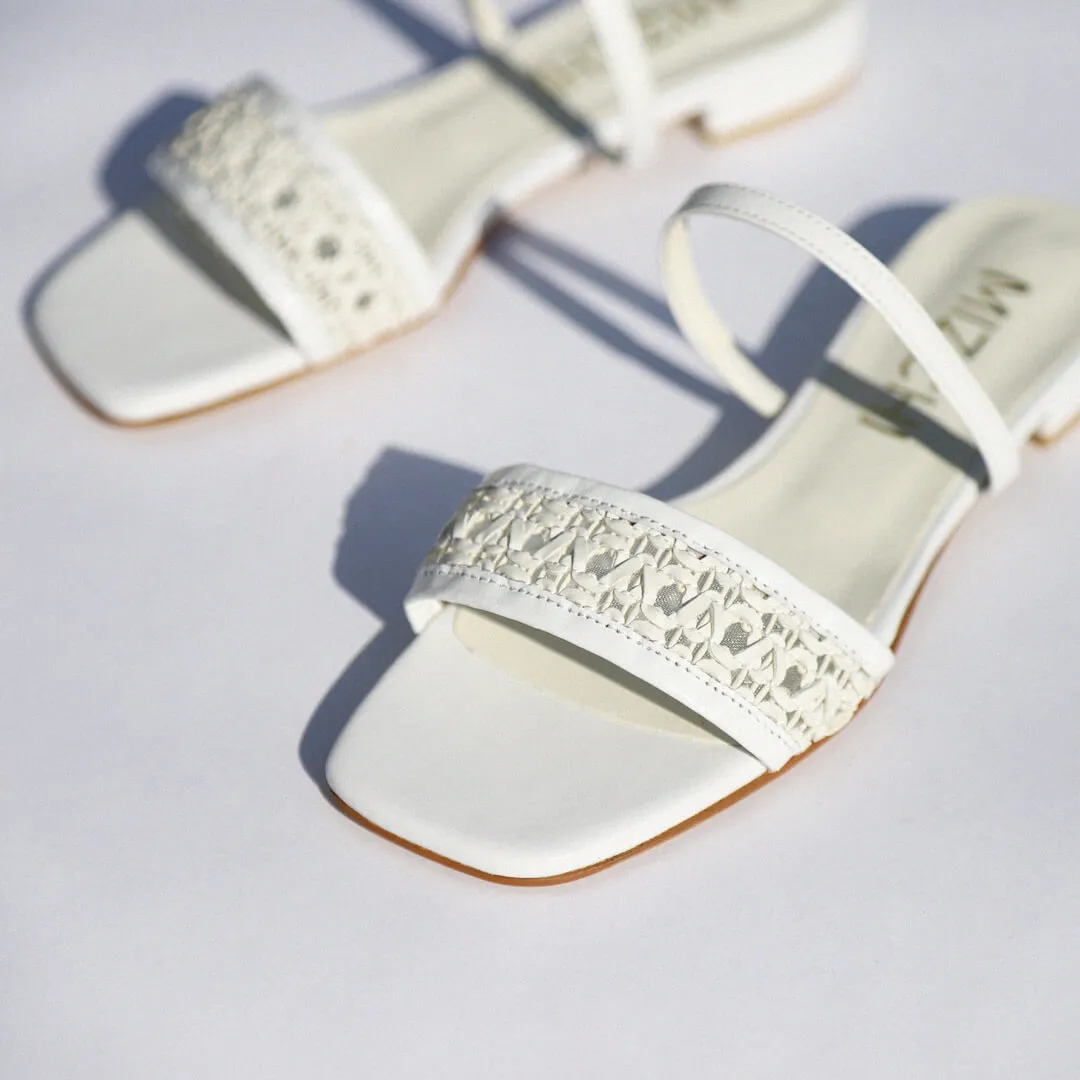 SELLY SUMMER - flat sandals