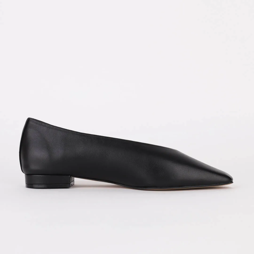 *UK size 1 - LETSBE - light beige , 1.5cm heels