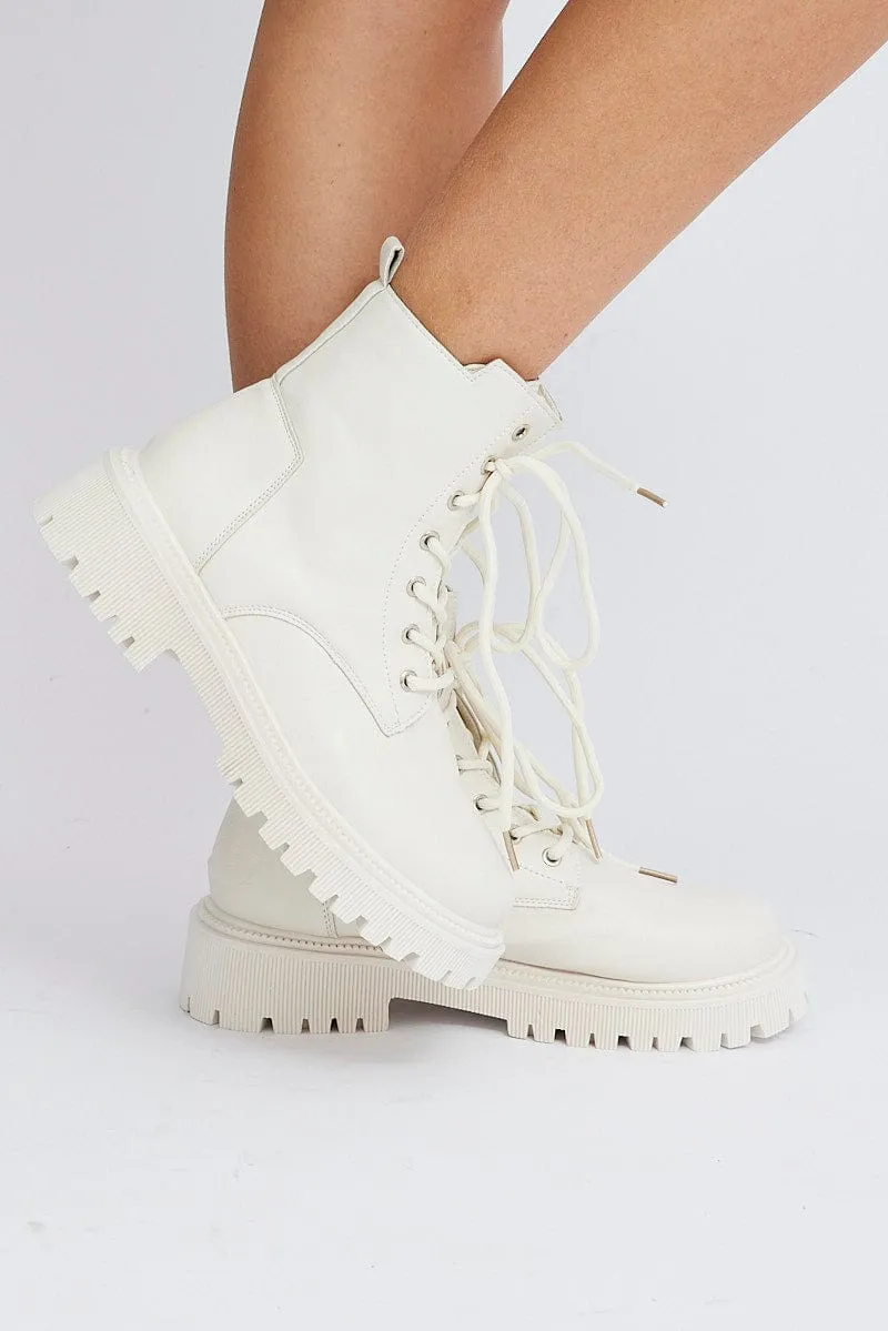White Boots Chunky Lace up