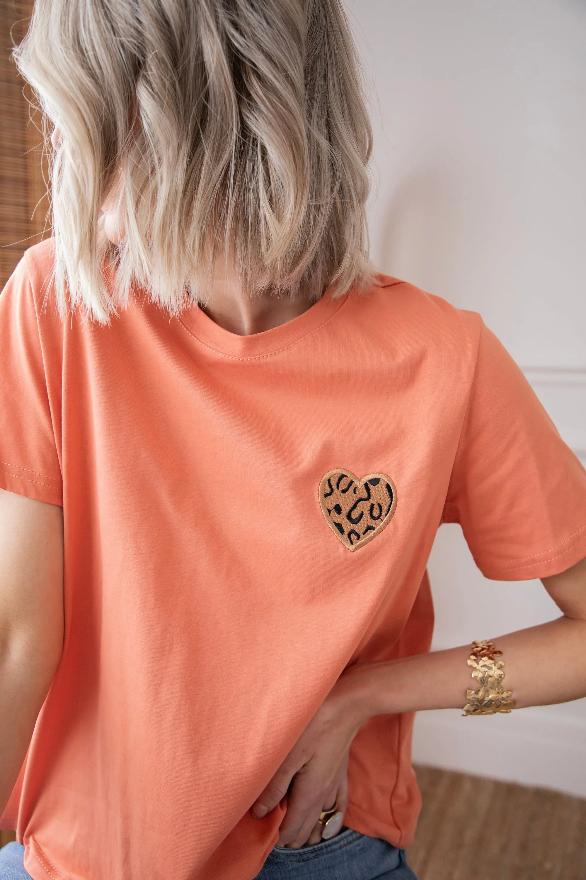 Wild Beating Heart Coral - T-Shirt