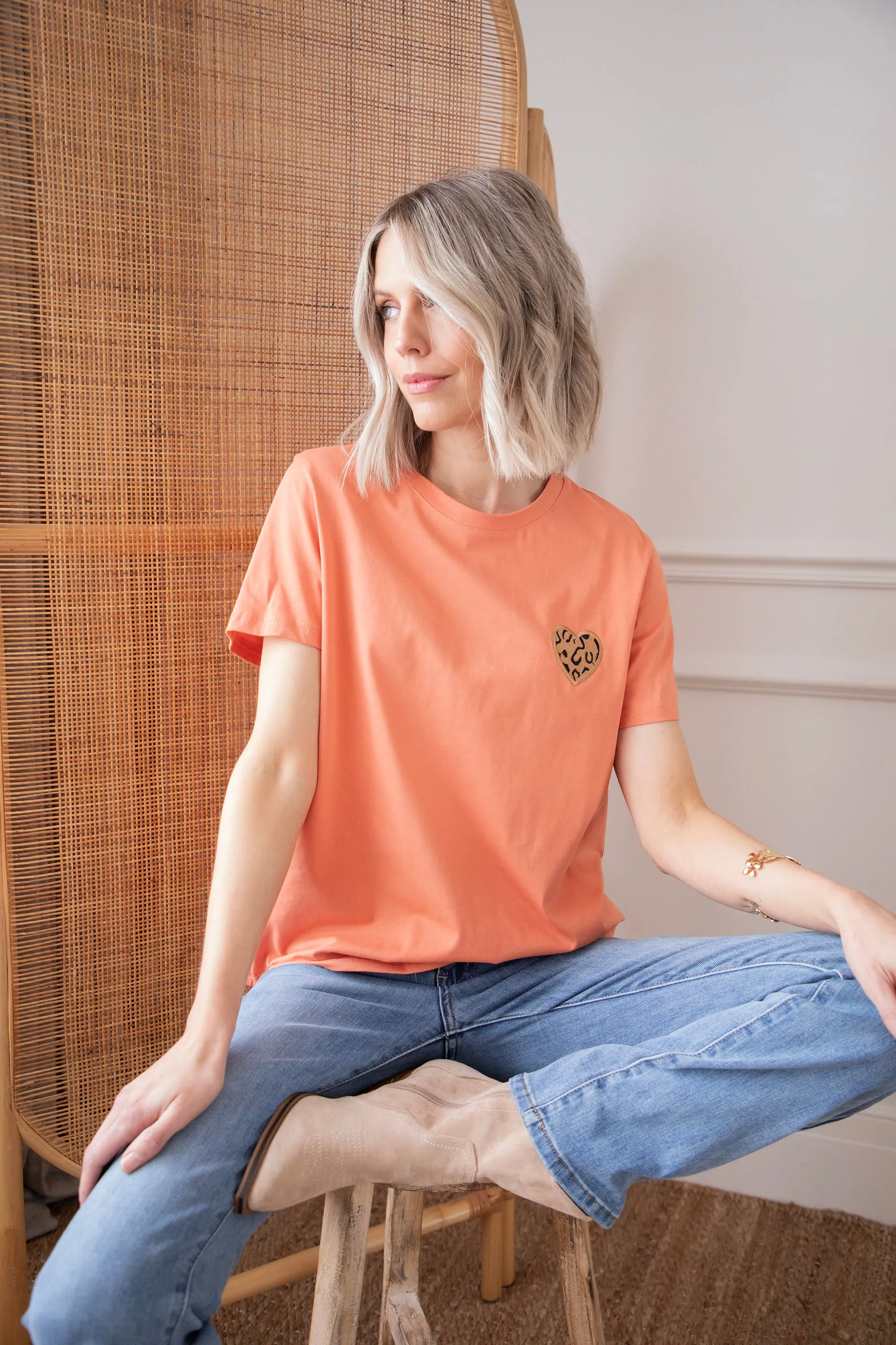 Wild Beating Heart Coral - T-Shirt